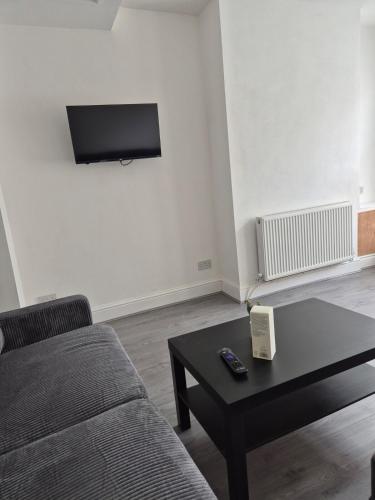 Work & Explore a Home near City in Toxteth