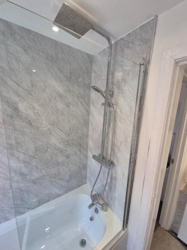 Work & Explore a Home near City in Toxteth