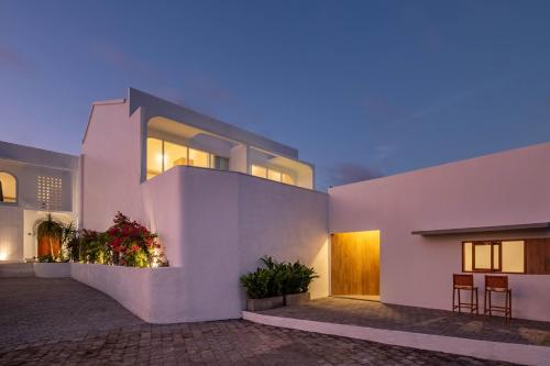 NEW 5-Villas Retreat with Cinema - 6 Min to Pandawa