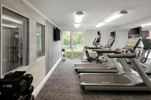 Fairfield by Marriott Inn & Suites Palm Beach - 피트니스 센터