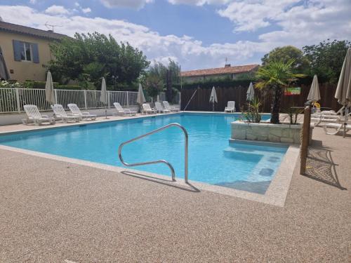 Peldbaseins, Clim, piscine, animations, concerts, jeux enfant in Saint-Antoine-de-Breuilh