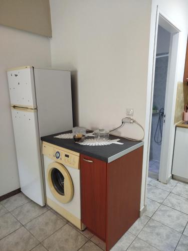 Small and practical No2 in Limni (Evvoia)