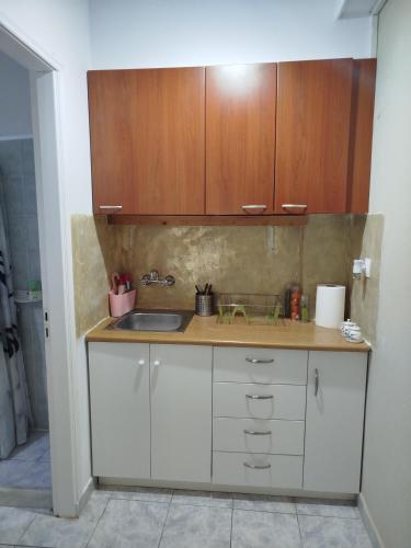Small and practical No2 in Limni (Evvoia)
