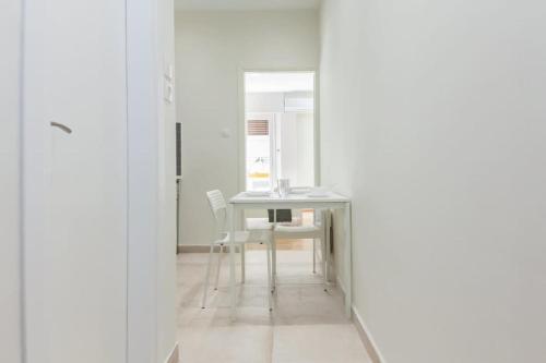 Ampelokipoi Modern Athens Cozy Apt for 2 - image 14