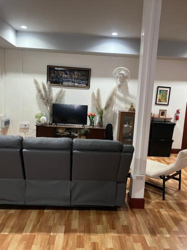 AJ Pizza and Steakhouse in Kuchinarai