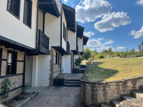 GeshaHillPark villas 32 in Kostenkovtsi