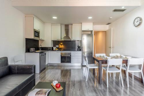 AB Margarit Apartments 5