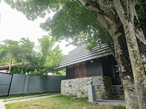 Villa H2O by Dr Nalin -Entire 2BR Villa - Private Pool & Breakfast - 5 min to Secret Beach - image 2