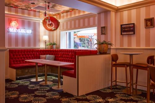 The Lucky Hotel near ニューキャッスル空港