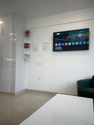 Luxury Studio Knowledge Park 3 Greater Noida - image 3