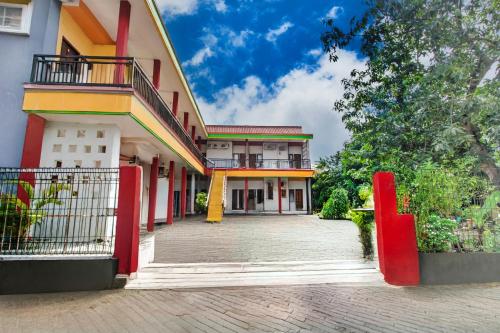 Hotel O Oteng Stay