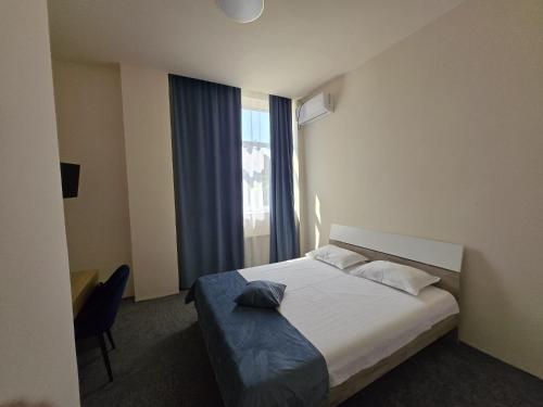 Hotel Astoria City Center - image 3