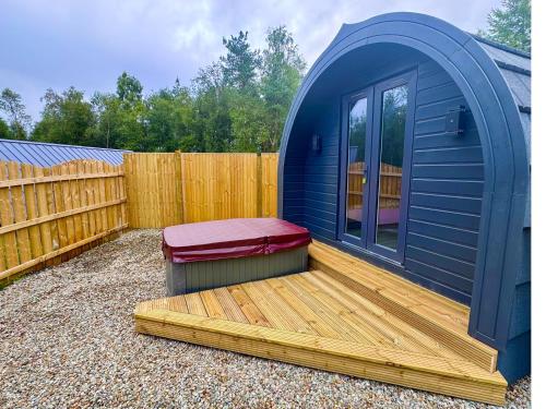 Джакузі, 60 Mile Inn - Luxury Pods with Hot Tubs in Брідж оф Оркі