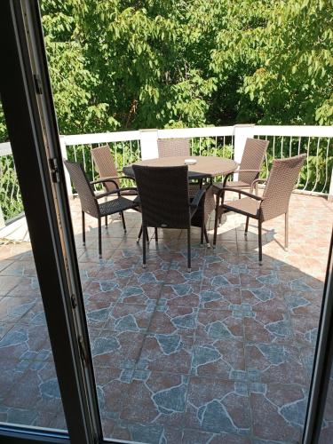 Türkiz Apartman - 5 szobás 13 fős apartmanház 4km a Balaton- Balatonszabadi (Turkiz Apartman - 5 szobas 13 fos apartmanhaz 4km a Balaton- Balatonszabadi) in Balatonszabadi