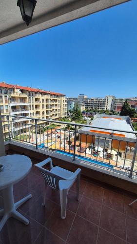 SB Rentals Apartments in Royal Dreams Complex in وسط مدينة نيسبار