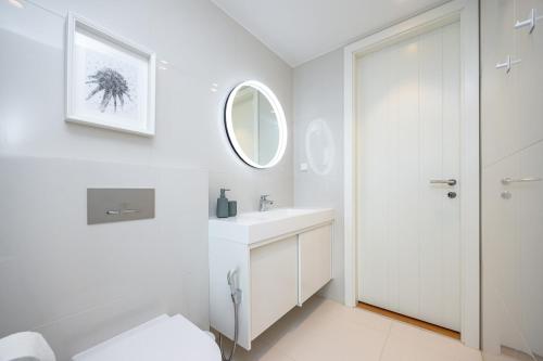 Sea-view newly furnished apt in central Tallinn, Tallin (foto 3)