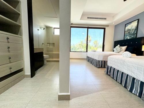 Situated on a beautiful quiet block overlooking the water, Cancún (fotografie 8)