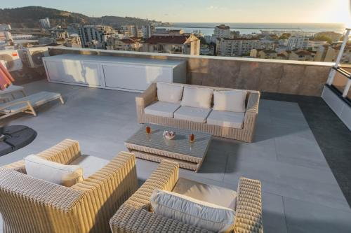 ทัศนียภาพ, Altura Panorama in บเยลิซี