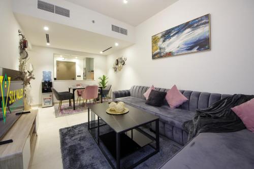 Silk Valley - Brand New 3b With Community View - image 6