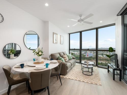QW Riverside Luxe Apartments by Independent Host - South Bank