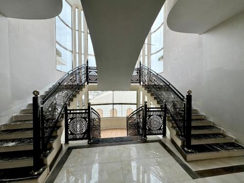 Imperial banquet and hotel in Sukkur