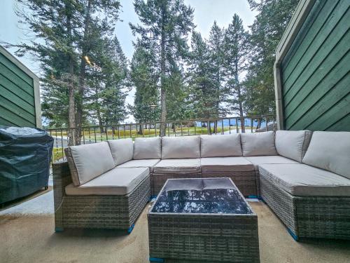 Erkély/terasz, Akiskinook Resort by StayIn in Windermere (BC)