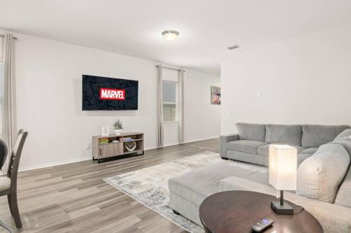 Modern 3BR Home in San Antonio in Atascosa