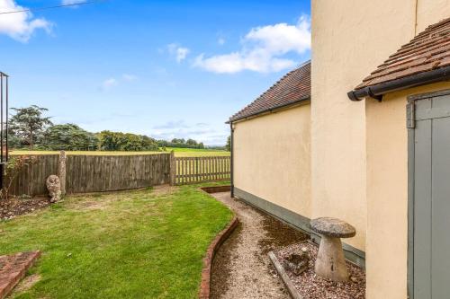 Fieldview Cottage in Nettlebed