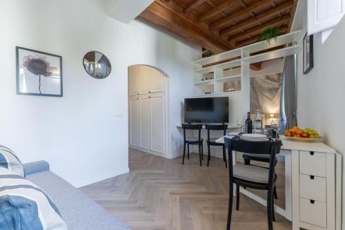 Bijoux Suite near Boboli Gardens - image 12