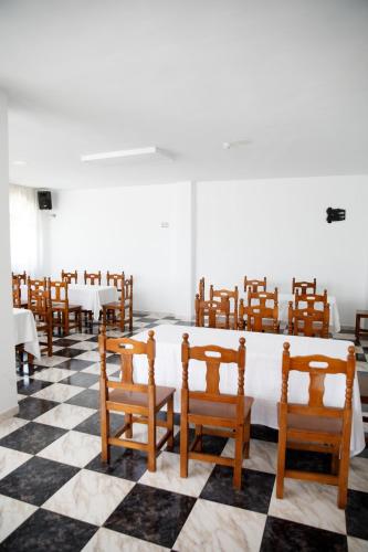 Hotel Restaurante El Cruce De Chauchina - 회의실/연회장