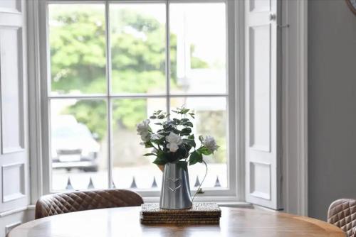 Facilities, Fairway & Footpath Apartments Castle Place in Ardglass