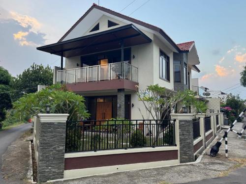 Villa Munjul Indah - Majalengka