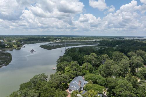 Cozy 3-Bedroom Retreat in Charming Beaufort SC - image 8