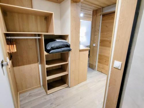 Appartement rénové ski aux pieds balcons 3 pièces pour 8 pers. - image 5