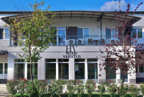 Hotel Venatus - Hôtel - Zalaegerszeg