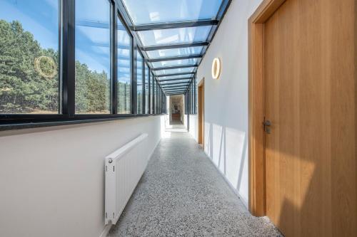酒店外观, Swiss Agricultural School Caucasus in 泰特里茨卡罗