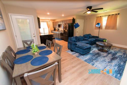 Military-ready 6br Furnished Duplex Stay in ג'קסונויל(אי אר)