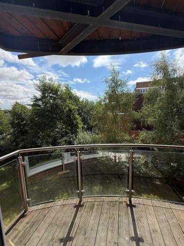 2 Bedroom by JL Airport & Retail near Istanbul Barbecue & Bistro Woolton