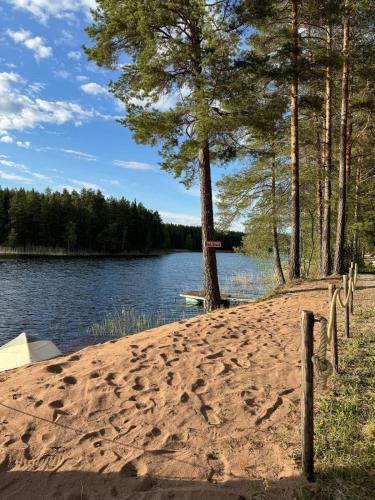 Cottage with lake property & own beach, Rättvik (foto 4)