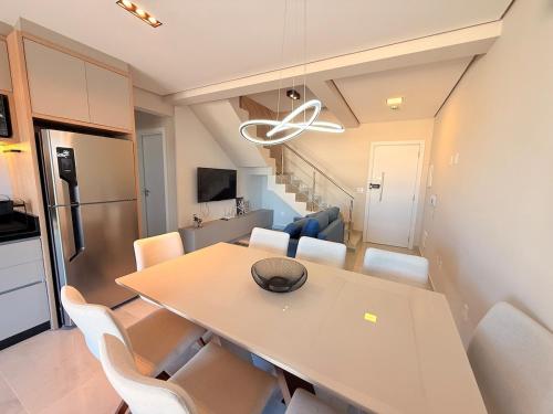 Apê Blue | 3 quartos | 800m do Costão do Santinho (Ape Blue | 3 quartos | 800m do Costao do Santinho) in Santinho Beach