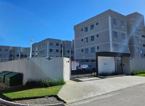 Ap com Internet e Ar condicionado, Estacionamento incluso, fácil acesso ao centro e Porto de Paranaguá, Paranaguá