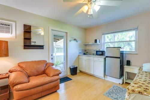 Walkable Studio in Pinellas Park with Desk and Patio, San Petersburgo (foto 4)