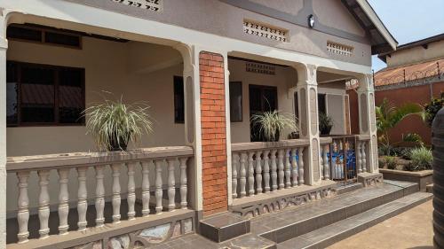 J and A Villas Homestay in Mbale