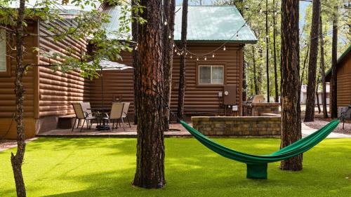 Summer Special-Pinetop Cabin-Great 4 Family