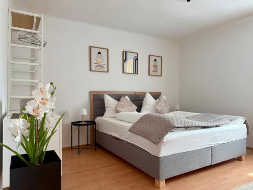 McHome Self Check-In Großes Apartment mit Terrasse, Carport EG D01 in Dobl bei Graz in Premstätten