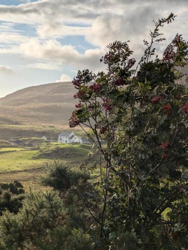 Apkārtne, An Teach Beag Glencolmcille, little home from home in Glencolmcille