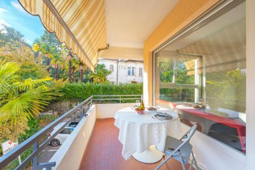City Apartment - image 8