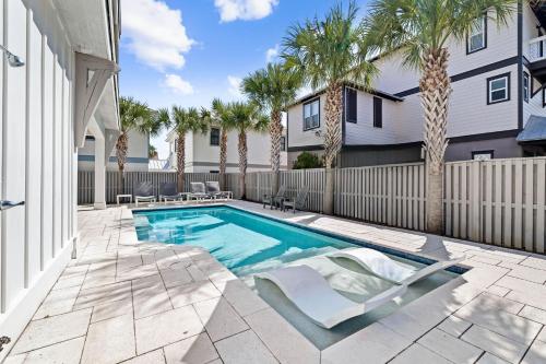 High Noon by 30A Escapes image