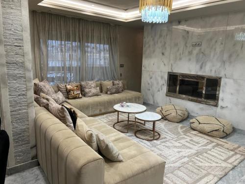 Guestroom, The Royale in Manar