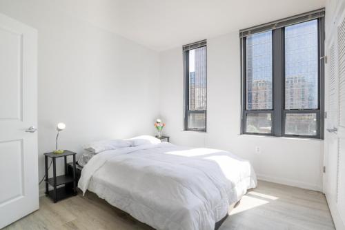 Pentagon Luxe Apartments Arlington - Near DC - image 2